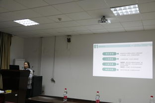 軟件學(xué)院“軟創(chuàng)·服務(wù)外包·創(chuàng)新創(chuàng)業(yè)”三合一交流會(huì)成功舉辦，共探軟件開發(fā)新趨勢