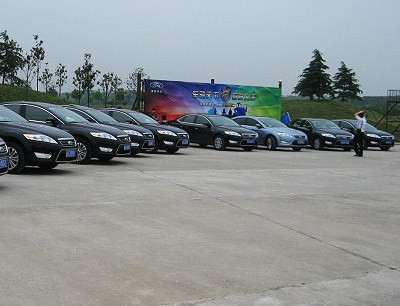 車馳天下 汽車飾品銷售，為您的愛車增添個性與舒適